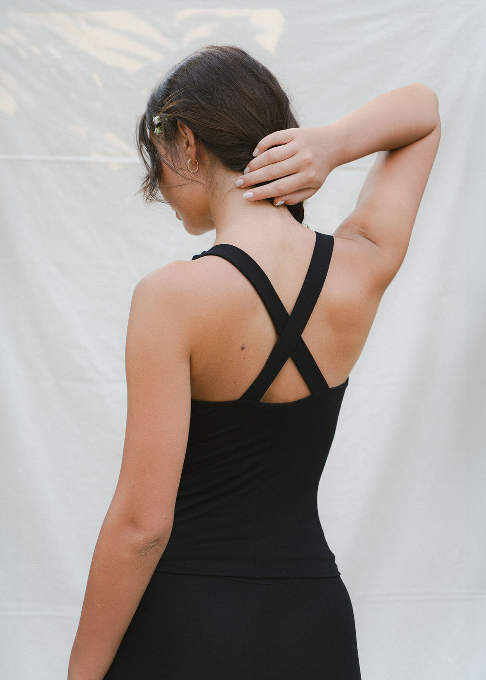 Alina is wearing size XS. Height 179cm (5.9”), Bust 83cm (32.6”), Waist 59cm (23.2”), Hips 95cm (37.4”) | Size XS