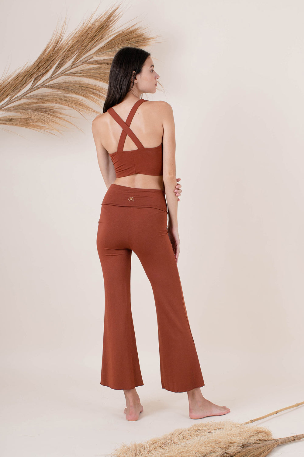 Anna K wear size XS. She is 175cm, Bust: 81cm (31.8”), Waist: 60cm (23.6”), Hips: 89cm (35”) | Size XS