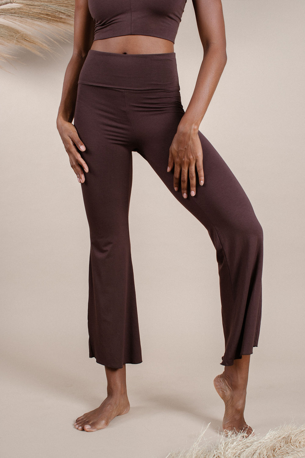 Alexa is wearing size S. Height 178cm (5.85”) Waist 60cm (23.6”) Hips 85cm (33.5”) | Size S