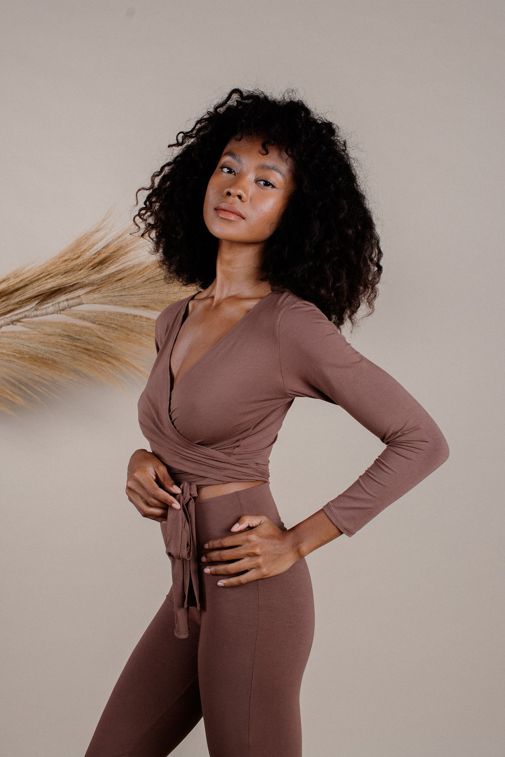 Alexa is wearing size XS/S. Bust: 79cm (31.1”), Waist 60cm(23.6”), Height 178cm(5.85”) | Size XS/S