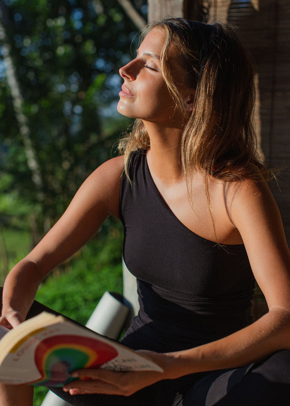 Steph is wearing size XS, Bust 81cm (31.9”), waist 61cm (24”), Hips 88cm (34.6”), Height 165cm (5.4”) | Size XS