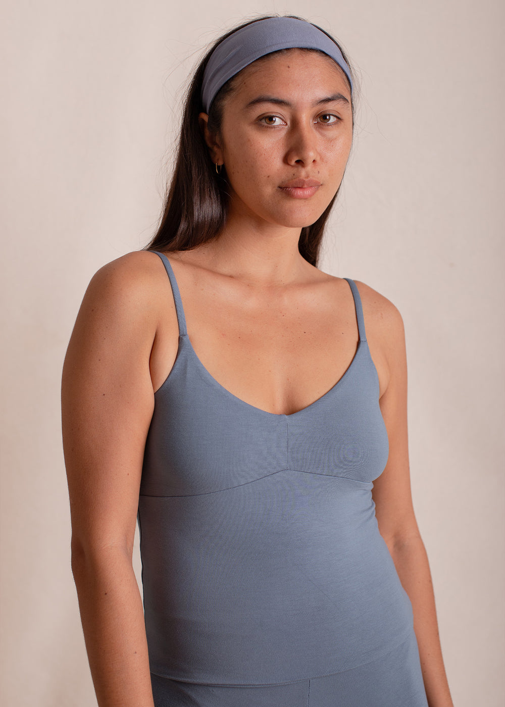 Eva wears size M. Height 174cm (5.7”), Bust 83cm (32.7”), Waist 69cm (27.2”), Hips 96cm (37.8”) | Size M