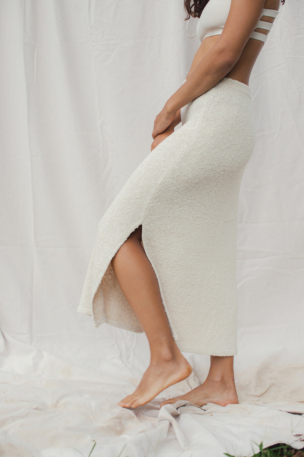 Jasmine is wearing size XS/S. Waist 61cm(24”),  Hips 90cm(35.4”), Height 166cm(5.5”) | Size XS/S