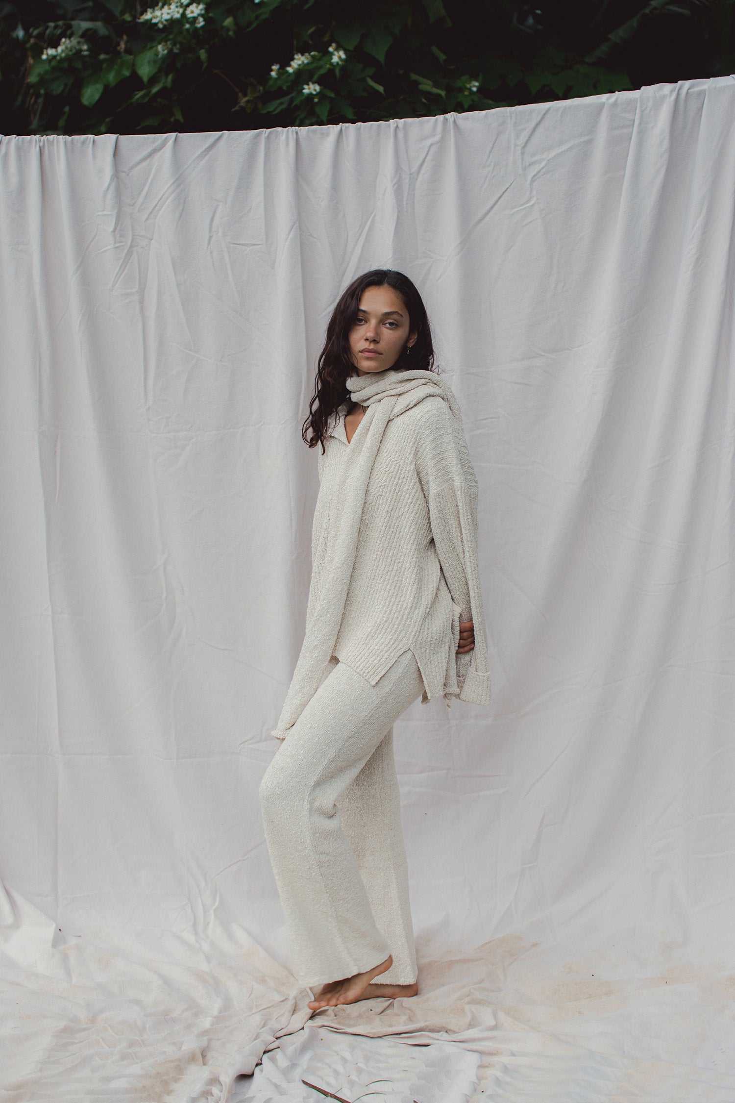 Jasmine is wearing size XS/S. Waist 61cm(24”), Hips 90cm(35.4”), Height 166cm(5.5”) | Size XS/S