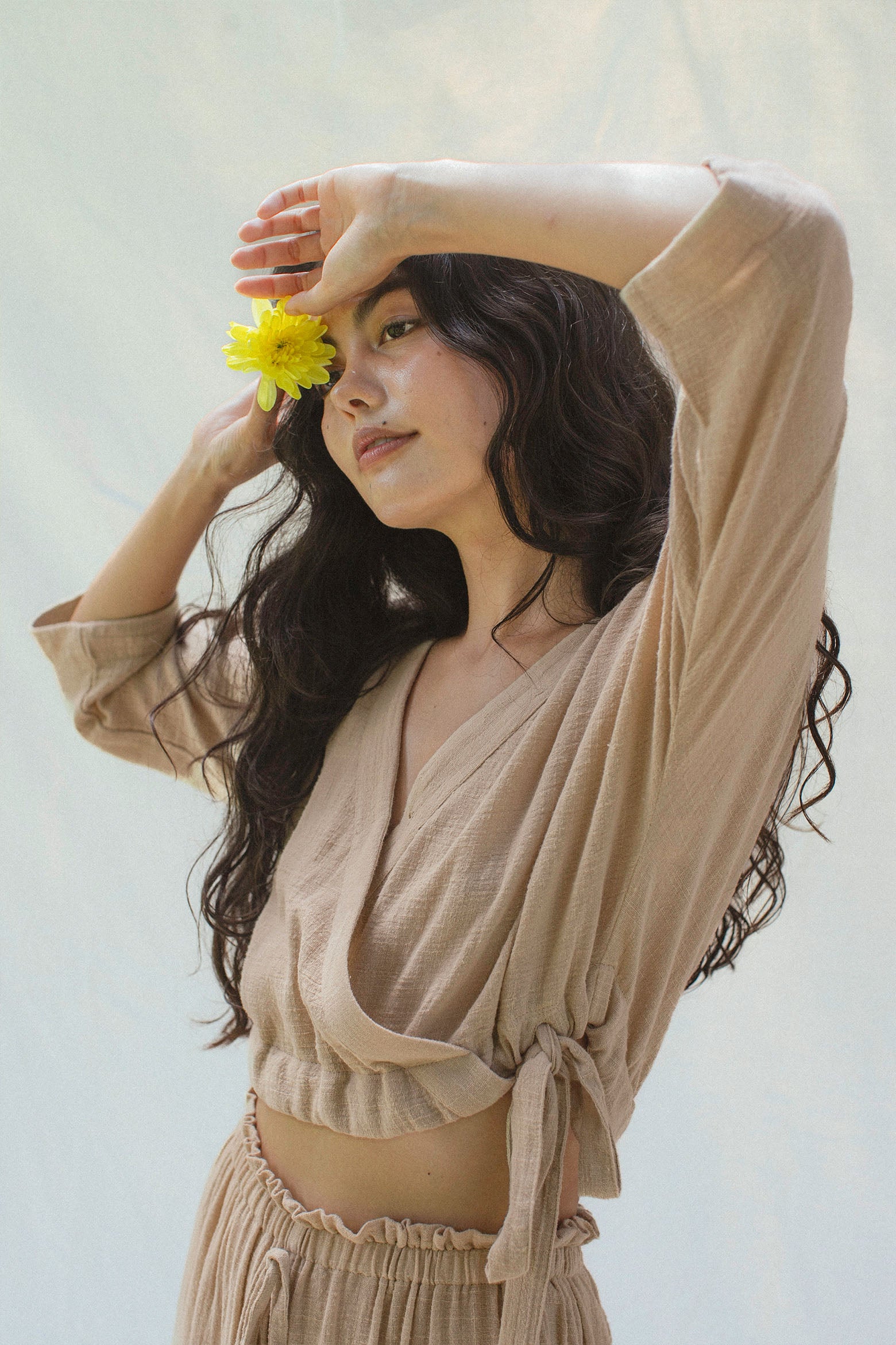 Hitomi is wearing size M/L. Bust: 80cm (31.5”), Height 169cm(5.5”) | Size M/L