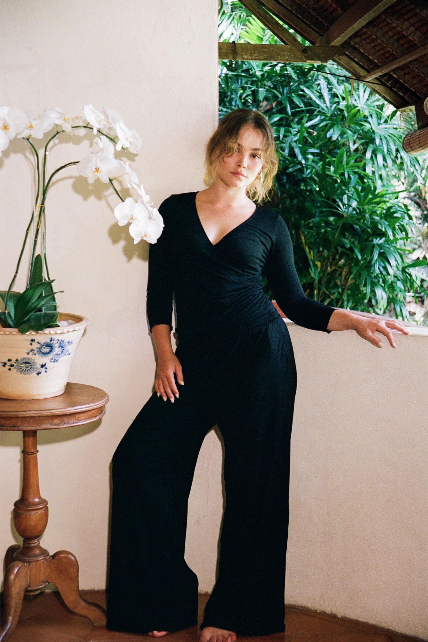 Zoe is wearing size M/L. Bust 86cm (33.85”), Waist 68cm (26.77”), Hips 98cm (38.58”), Height 165cm (5.4”) | Size M/L