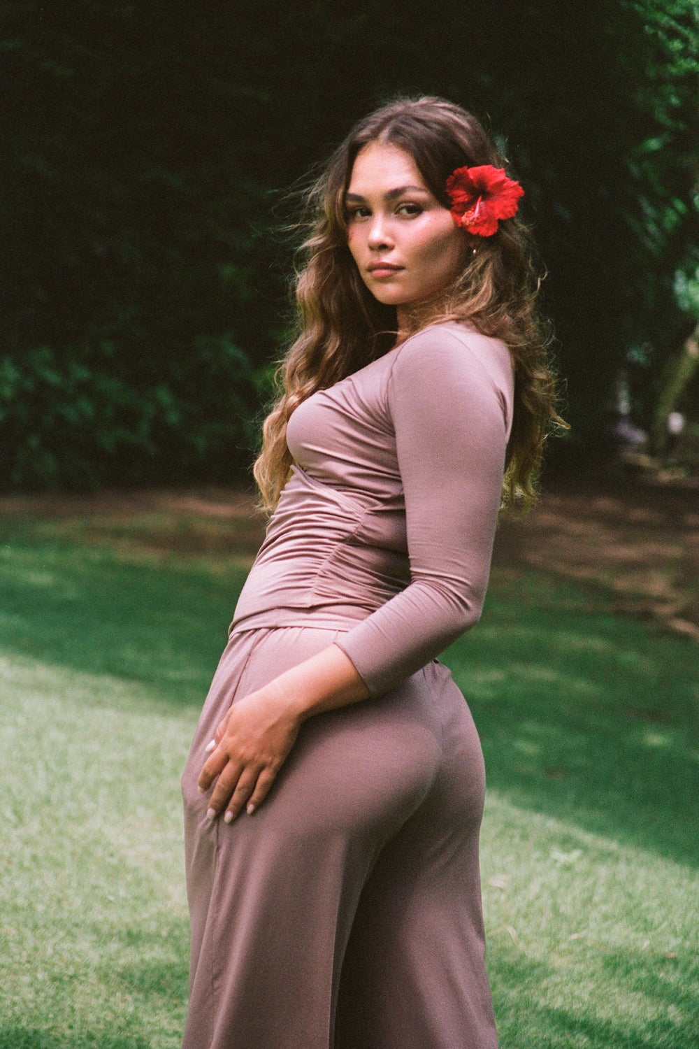 Zoe is wearing size M/L. Bust 86cm (33.85”), Waist 68cm (26.77”), Hips 98cm (38.58”), Height 165cm (5.4”) | Size M/L