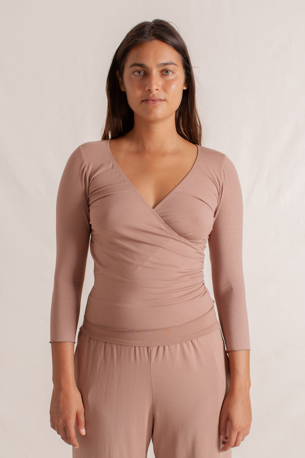 Haley is wearing size XS/S. Bust 87cm (34.25”), Waist 63cm (24.8”), Hips 92cm (36.22”), Height 172cm (5.6”) | Size XS/S