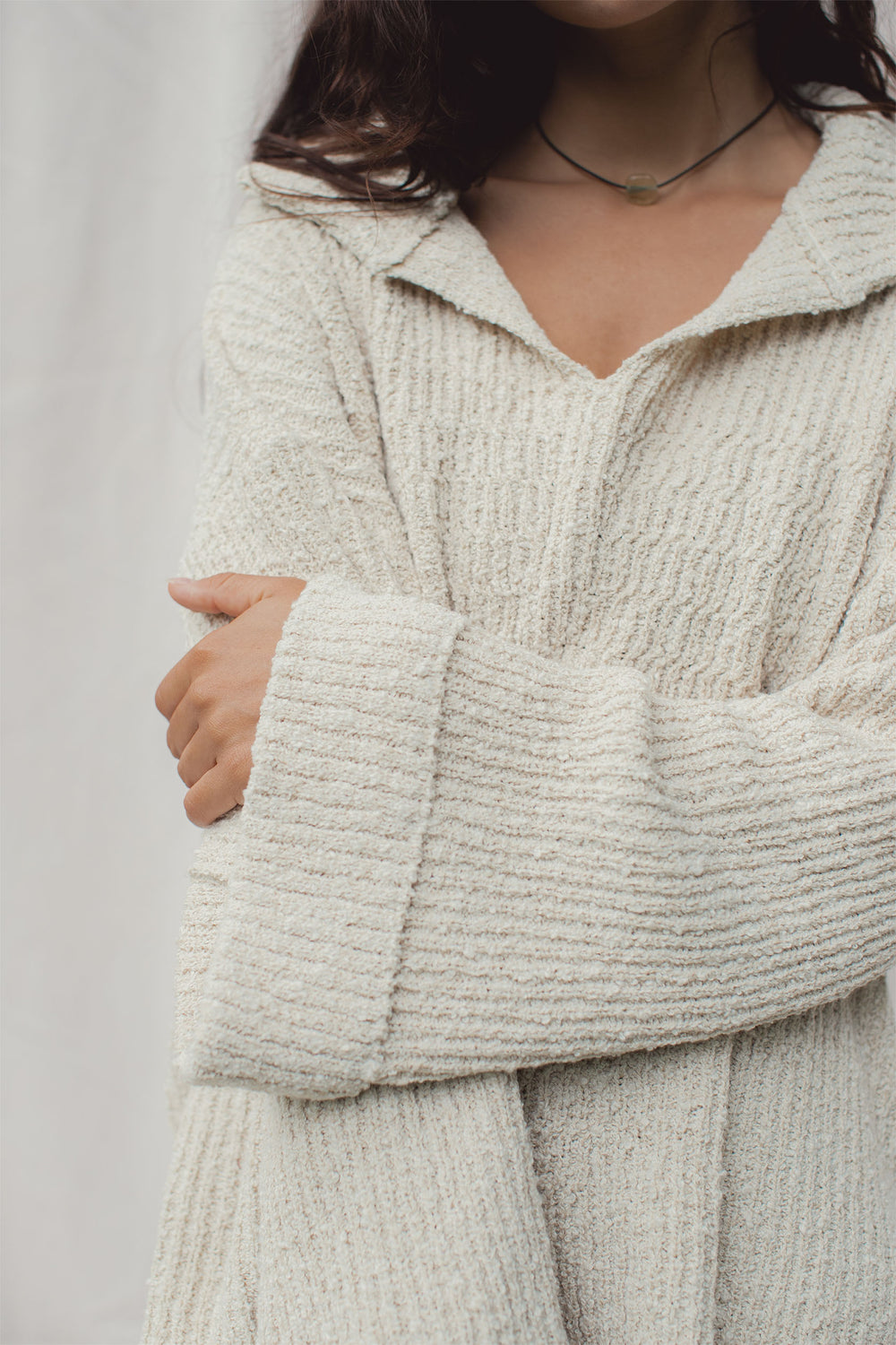 Jasmine usually wears size XS. She is 166cm(5.5”) tall and Bust 77cm(30.2”) | Size XS