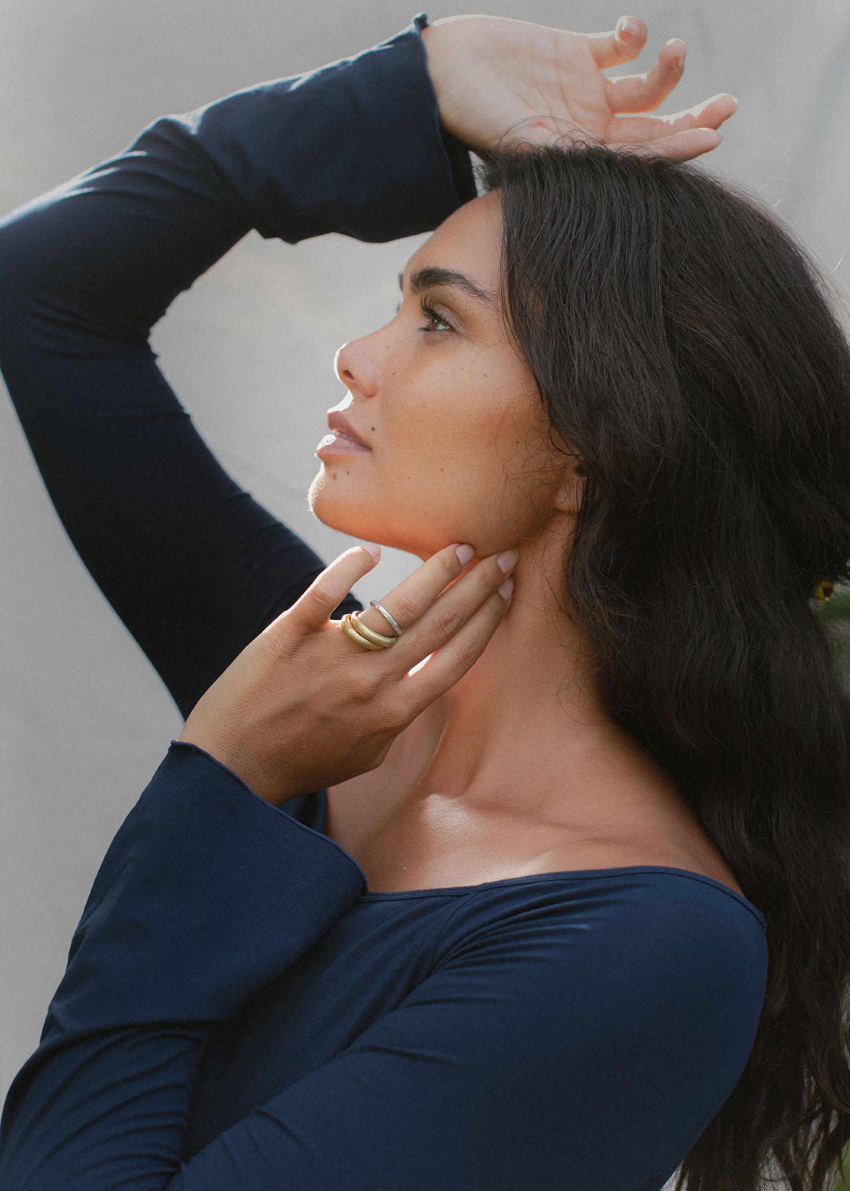 Kristin is wearing size M/L. Height 177cm (5.8”), Bust 87cm (34.2”), Waist 74cm (29”), Hips 94cm (37”)  | Size M/L