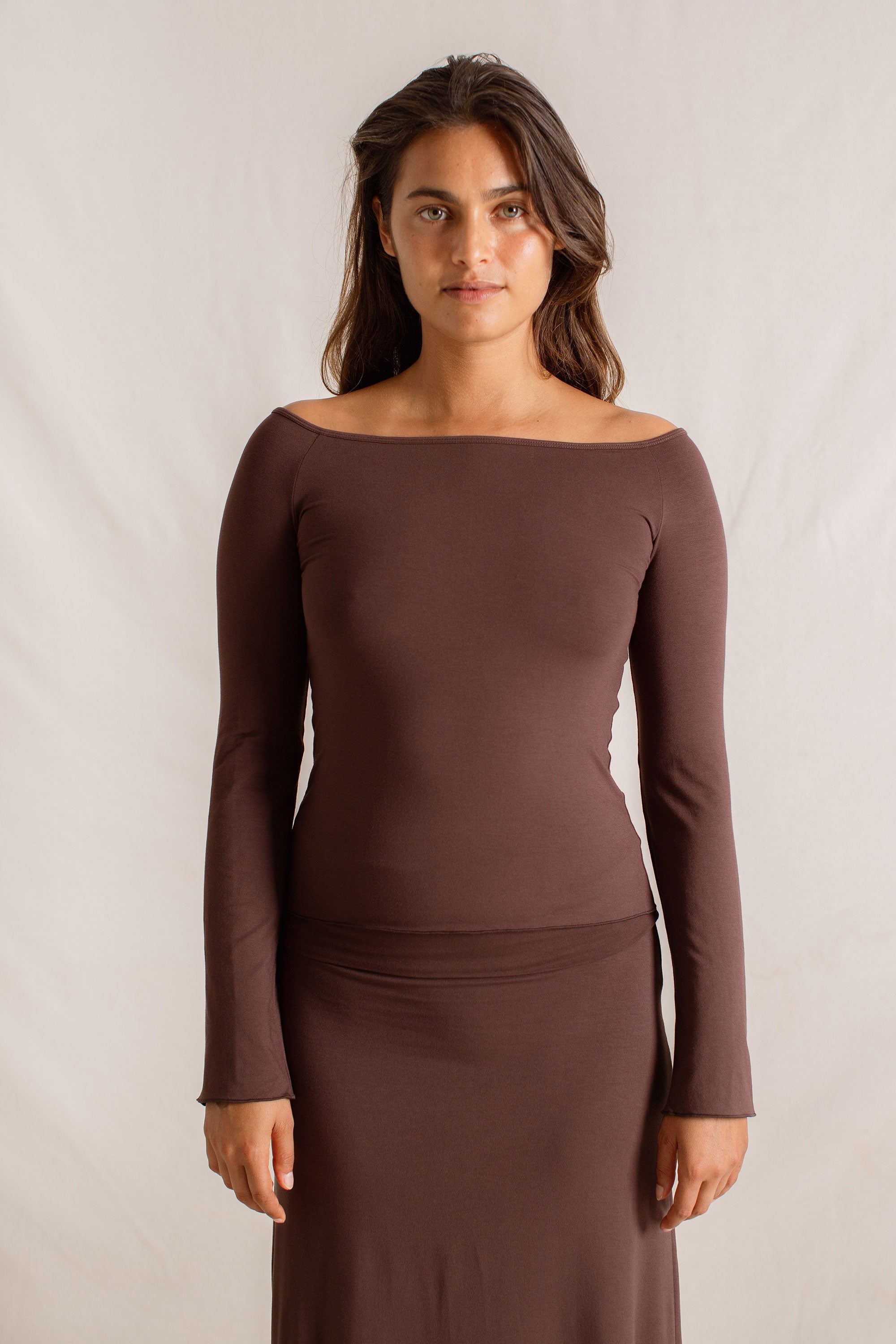 Haley is wearing size XS/S. Bust 87cm (34.25”), Waist 63cm (24.8”), Hips 92cm (36.22”), Height 172cm (5.6”) | Size XS/S