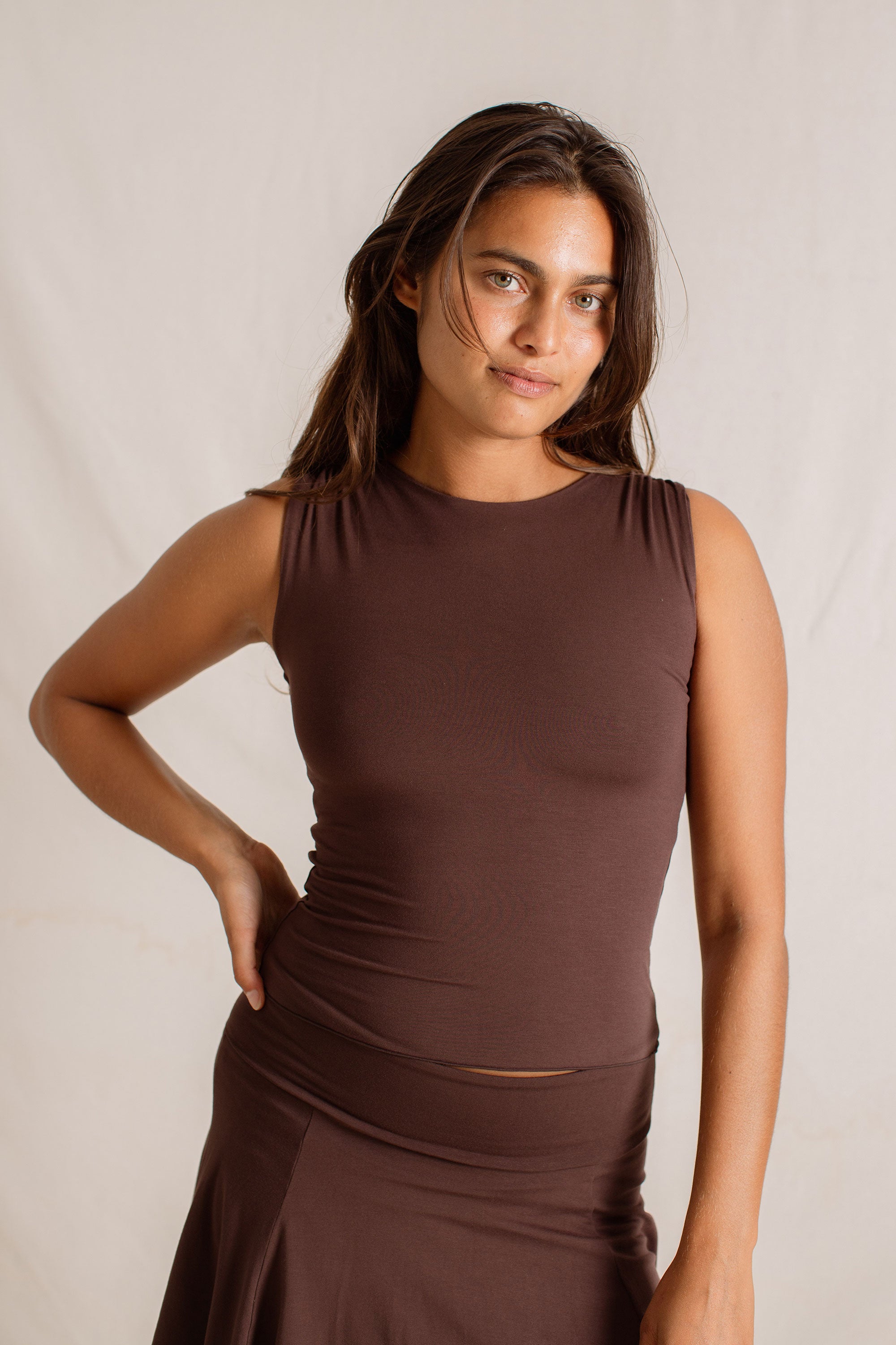 Haley is wearing size XS/S. Bust 87cm (34.25”), Waist 63cm (24.8”), Hips 92cm (36.22”), Height 172cm (5.6”) | Size XS/S