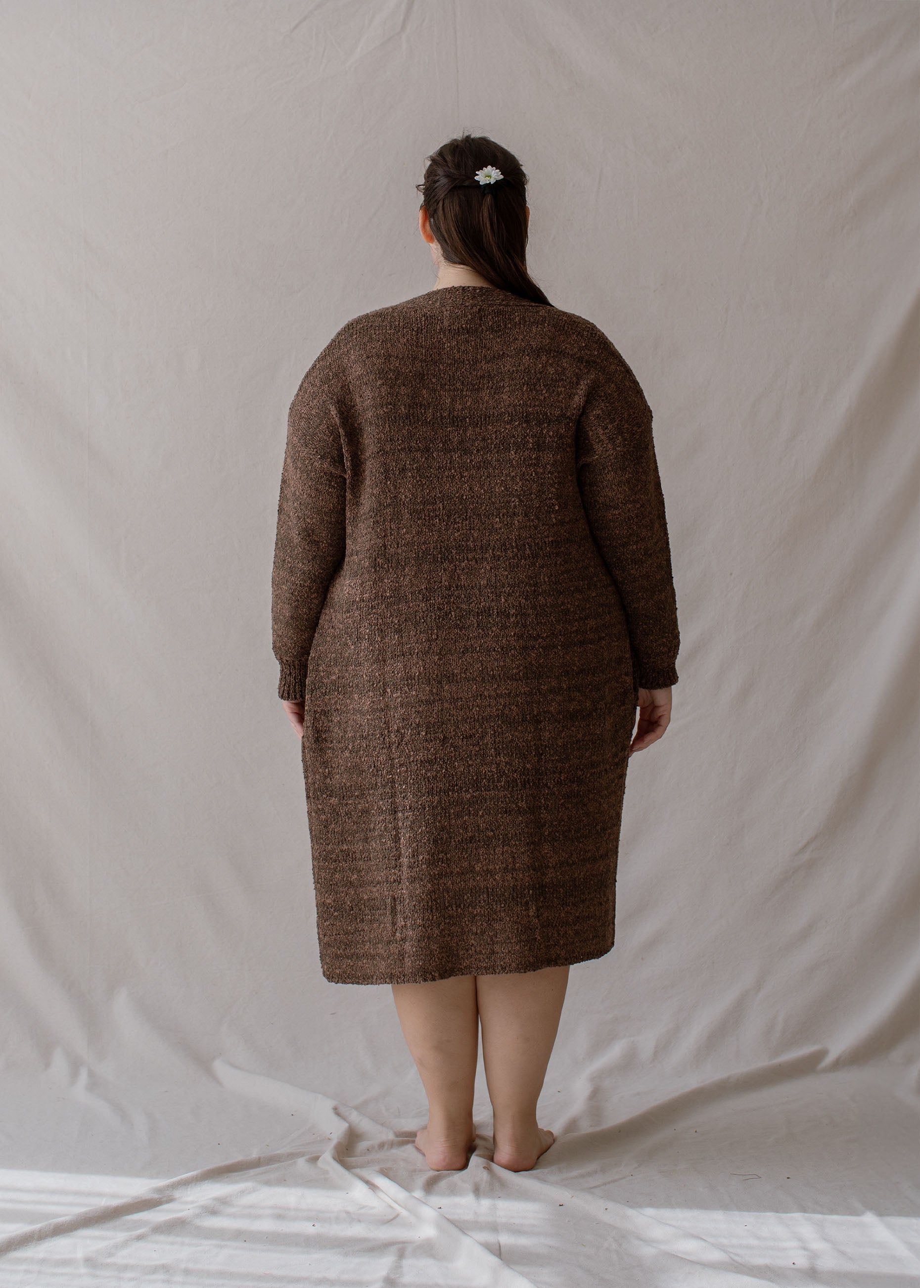 Michelle usually wears XL/XXL. She is Bust 115cm (45.3”), Waist 93 (36.6”), Hips 123cm (48.4”), Height 168cm (5.5”)  | One Size