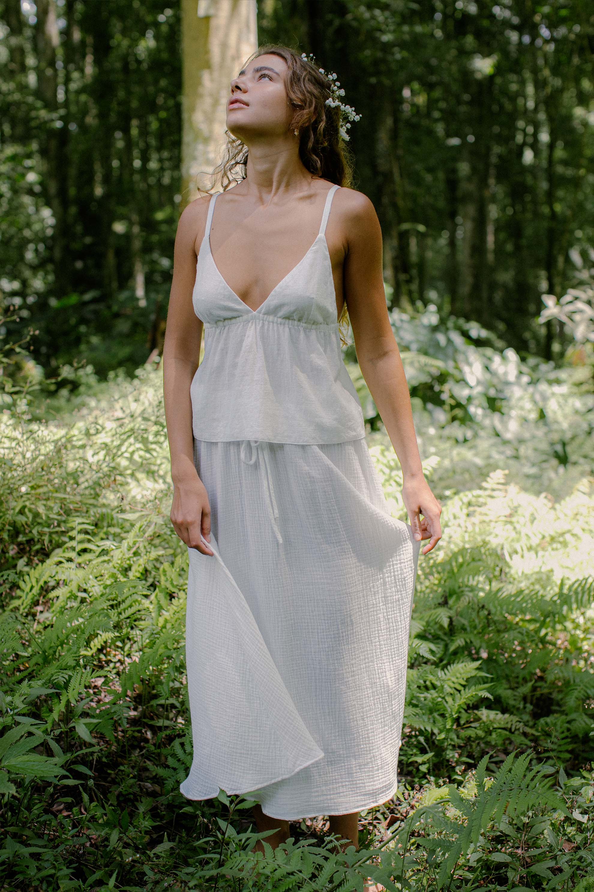 Lucy is wearing size XS/S. Bust: 83cm (32.6”), Waist: 57cm(22.4”), Height 170cm(5.6”) | Size XS/S