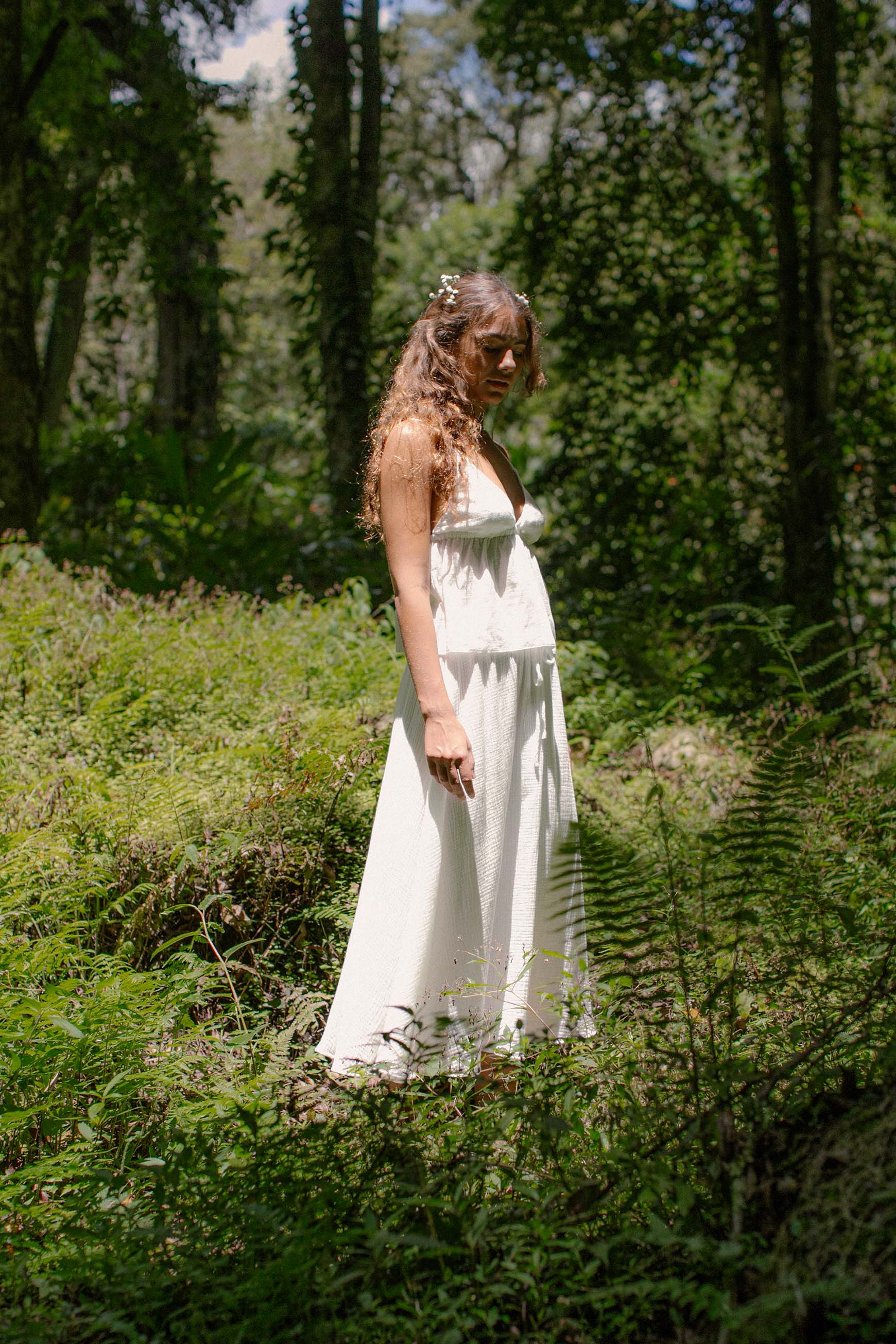 Lucy is wearing size XS/S. Bust: 83cm (32.6”), Waist: 57cm(22.4”), Height 170cm(5.6”) | Size XS/S