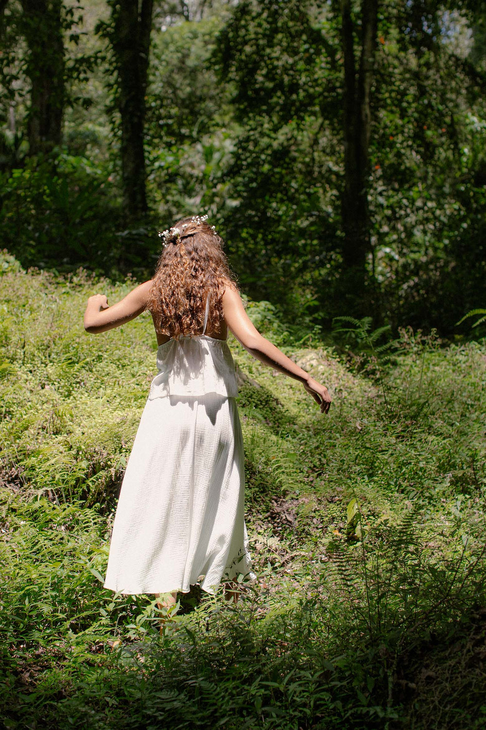 Lucy is wearing size XS/S. Waist: 57cm(22.4”), Hips: 96cm(37.8”), Height 170cm(5.6”) | Size XS/S