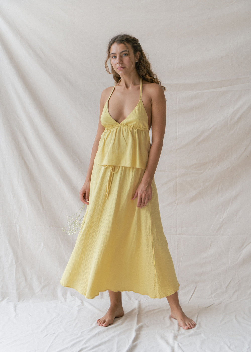 Lucy is wearing size XS/S. Waist: 57cm(22.4”), Hips: 96cm(37.8”), Height 170cm(5.6”). | Size XS/S