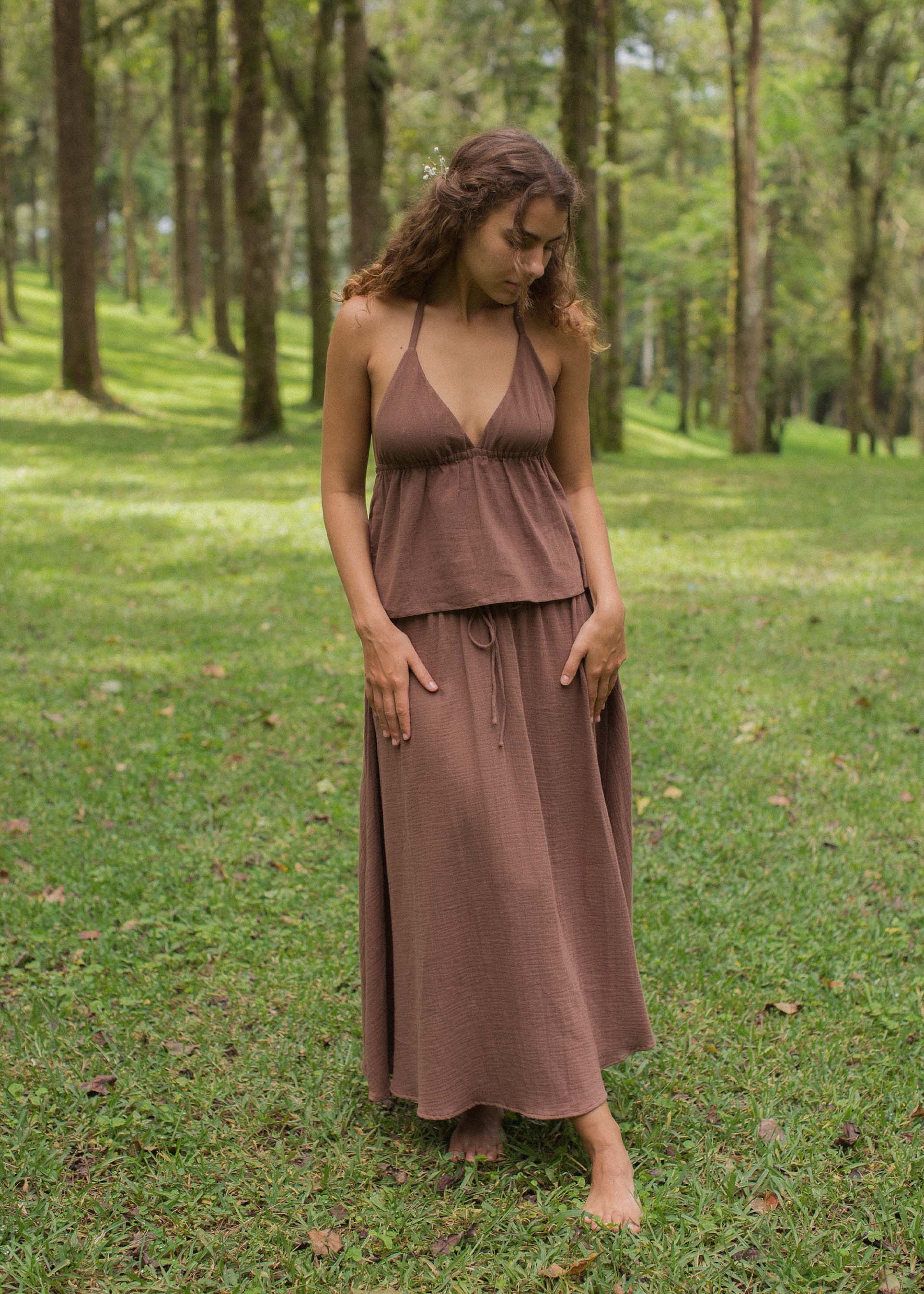 Lucy is wearing size XS/S. Waist: 57cm(22.4”), Hips: 96cm(37.8”), Height 170cm(5.6”). | Size XS/S