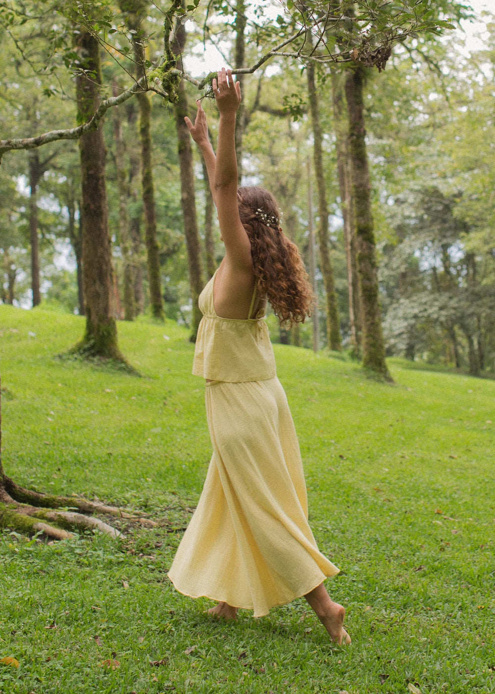 Lucy is wearing size XS/S. Waist: 57cm(22.4”), Hips: 96cm(37.8”), Height 170cm(5.6”). | Size XS/S