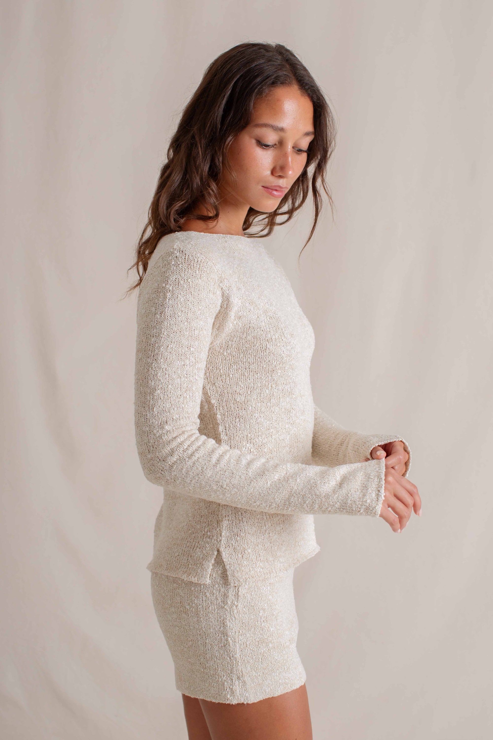 Dakota is wearing XS/S. Bust 79cm (31.1”), Waist 65cm (25.5”), Hips 90cm (35.4”), Height 173cm (5.6”) | Size XS/S