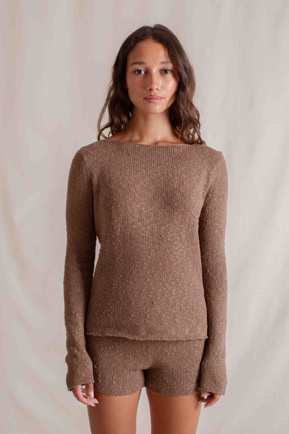 Dakota is wearing XS/S. Bust 79cm (31.1”), Waist 65cm (25.5”), Hips 90cm (35.4”), Height 173cm (5.6”) | Size XS/S