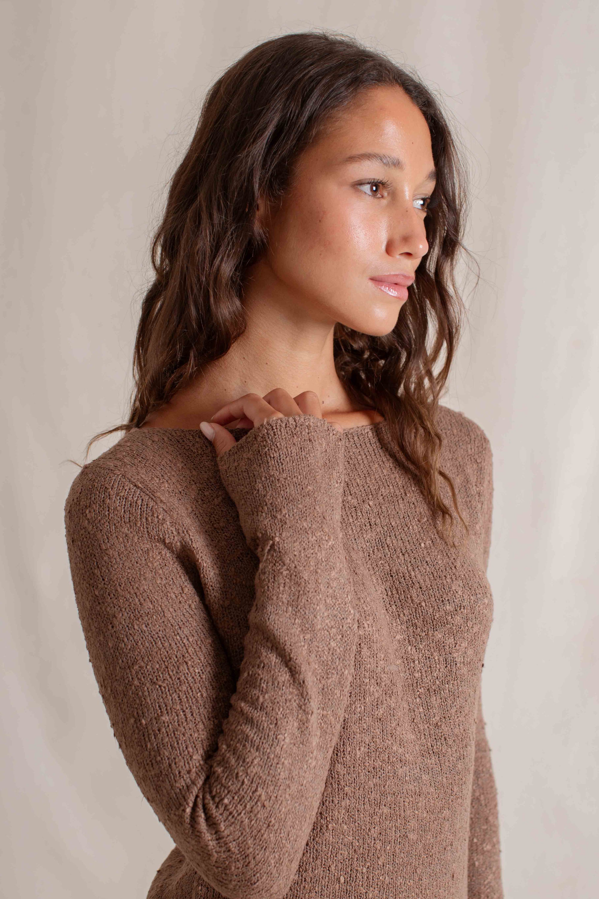 Dakota is wearing XS/S. Bust 79cm (31.1”), Waist 65cm (25.5”), Hips 90cm (35.4”), Height 173cm (5.6”) | Size XS/S