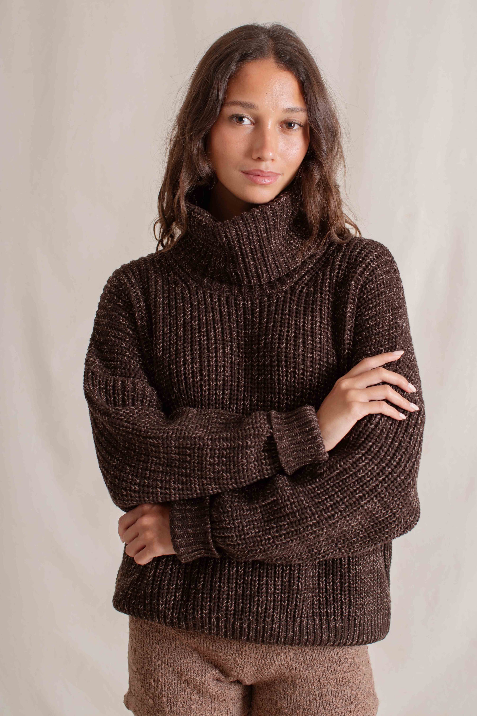 Dakota is wearing One Size. Bust 79cm (31.1”), Waist 65cm (25.5”), Hips 90cm (35.4”), Height 173cm (5.6”) | One Size