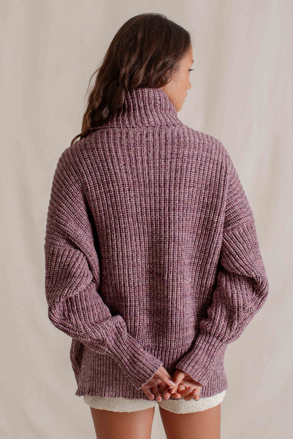 Dakota is wearing One Size. Bust 79cm (31.1”), Waist 65cm (25.5”), Hips 90cm (35.4”), Height 173cm (5.6”) | One Size