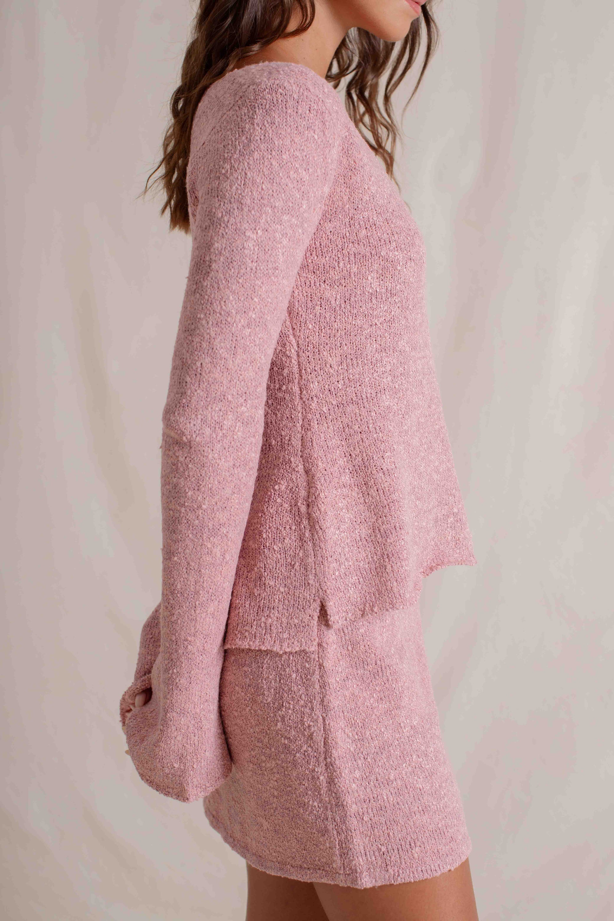 Dakota is wearing XS/S. Bust 79cm (31.1”), Waist 65cm (25.5”), Hips 90cm (35.4”), Height 173cm (5.6”) | Size XS/S