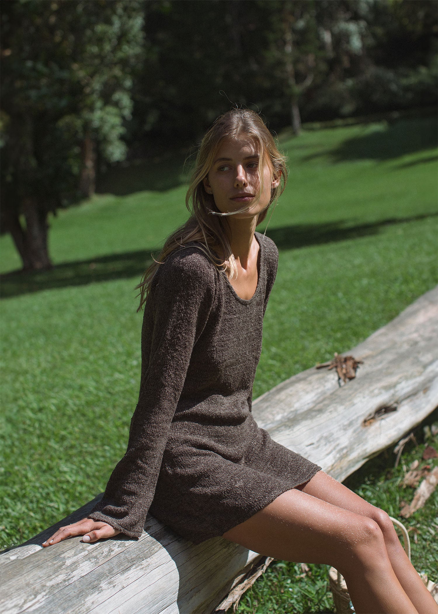 Andrea is wearing size XS/S. Bust 80cm (31.5”), Waist 69cm (27.2”), Hips 94cm(37”), Height 175cm(5.7”) | Size XS/S