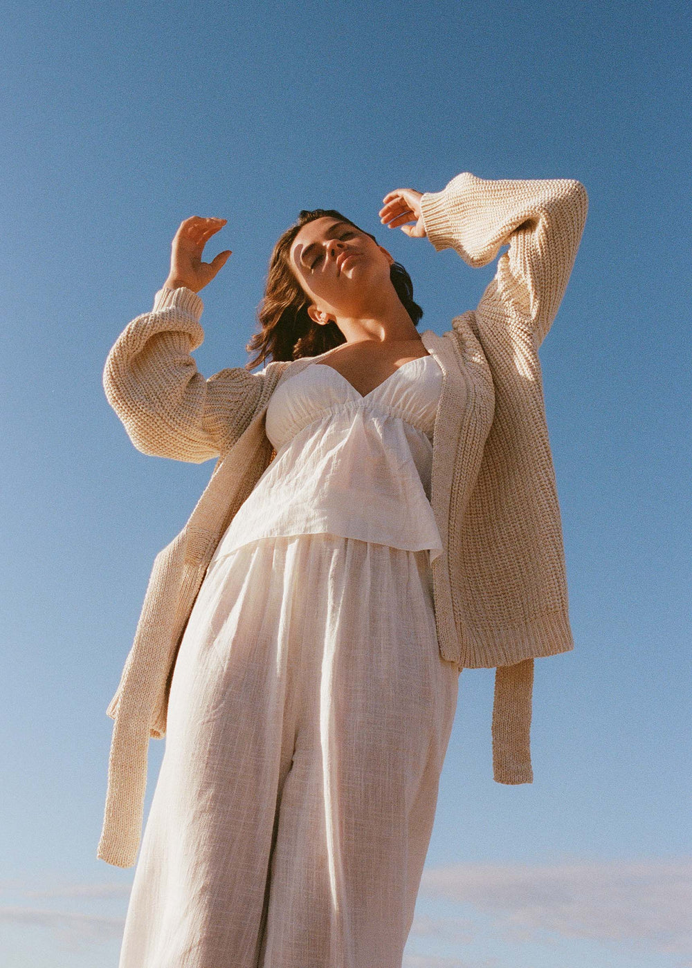 Eva usually wears size XS/S, Bust 81cm (31.9”), Waist 67cm (26.4”), Hips 94cm (37”), Height 169cm (5.5”)  | One Size