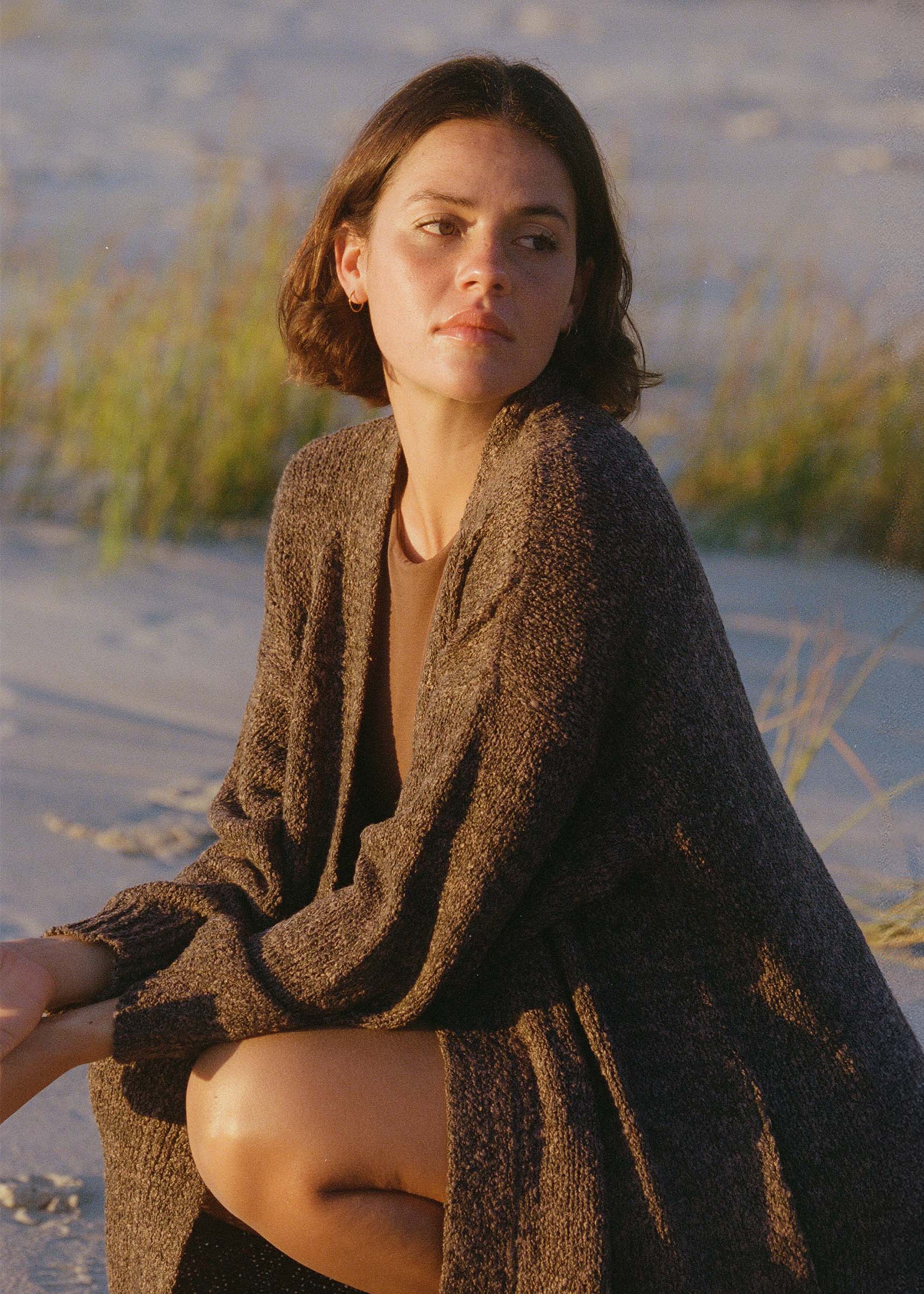 Eva usually wears size XS/S, Bust 81cm (31.9”), Waist 67cm (26.4”), Hips 94cm (37”), Height 169cm (5.5”) | One Size