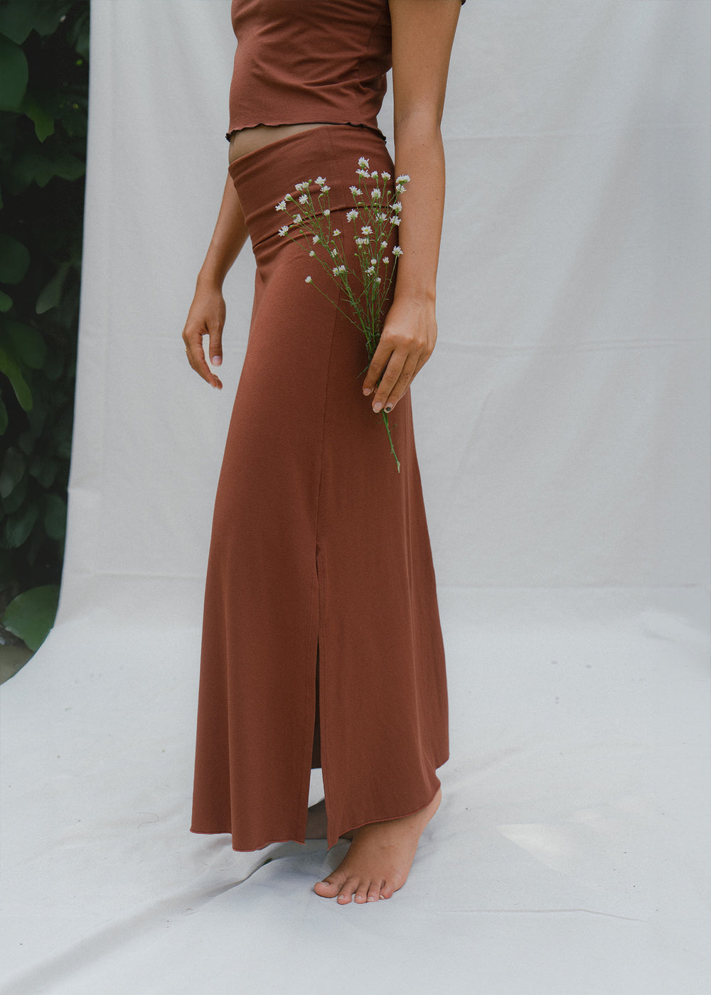 Yuki wears size XXS/XS. She is 163 cm (5.3”) tall, Waist 69cm(27.2”), Hips 75cm(29.5”) | Size XXS/XS