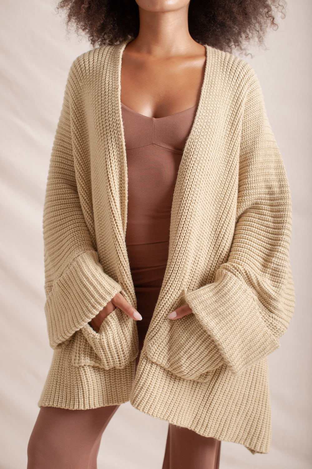 Chloe usually wears size S, Bust 84cm (33.1”), Waist 68cm (26.8”), Hips 105cm (41.3”),  Height 173cm (5.7”) | One Size