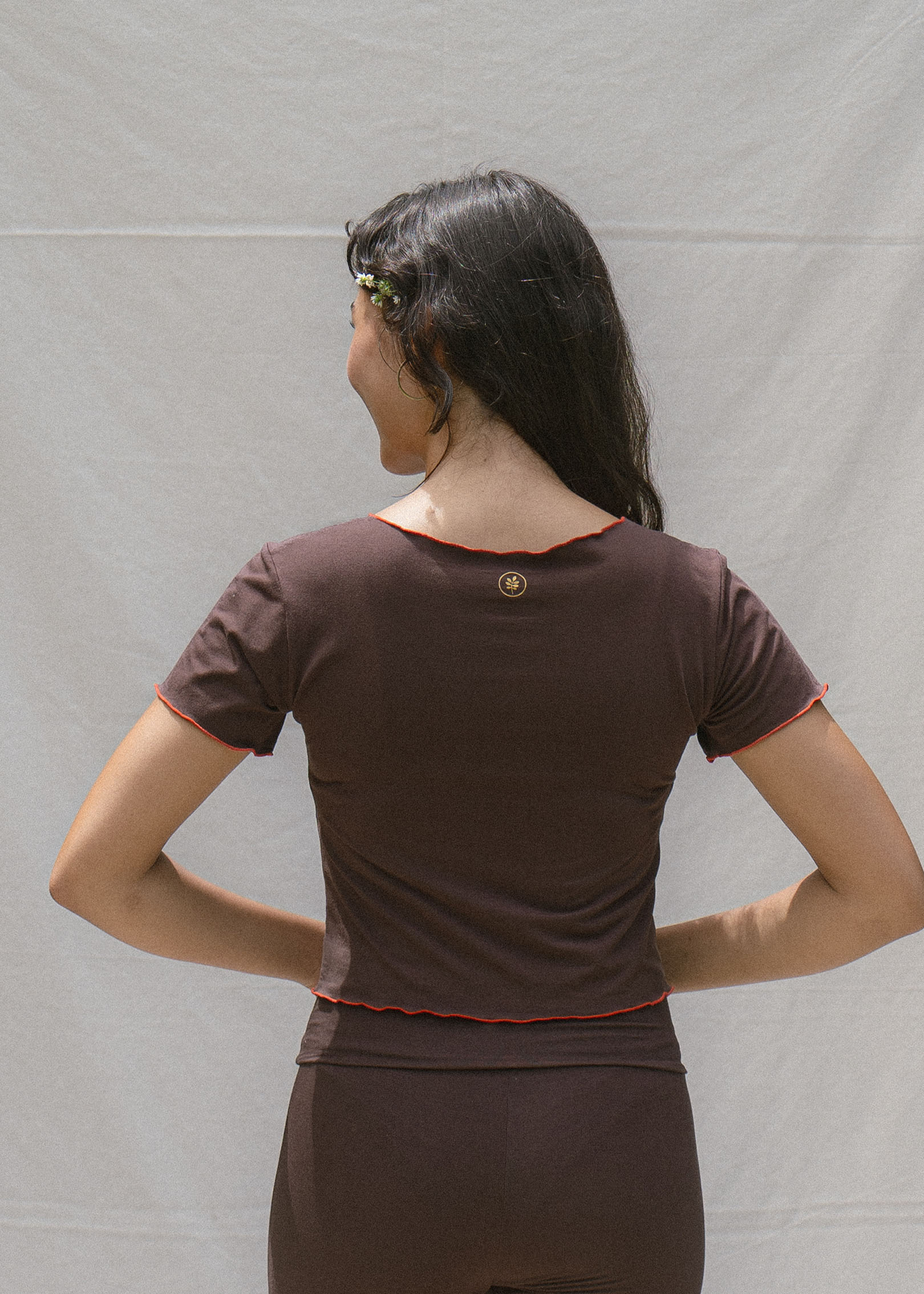 Yuki wears size XS. She is 163 cm (5.3”) tall, Bust 85cm(33.6”), Waist 69cm(27.2”) | Size XS/S