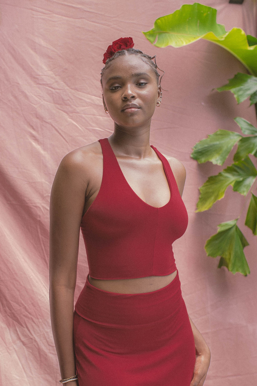 Diaz is wearing size M. Height 180cm (5.9”) Bust 90cm (35.4”) Waist 72cm (28.3”) | Size M