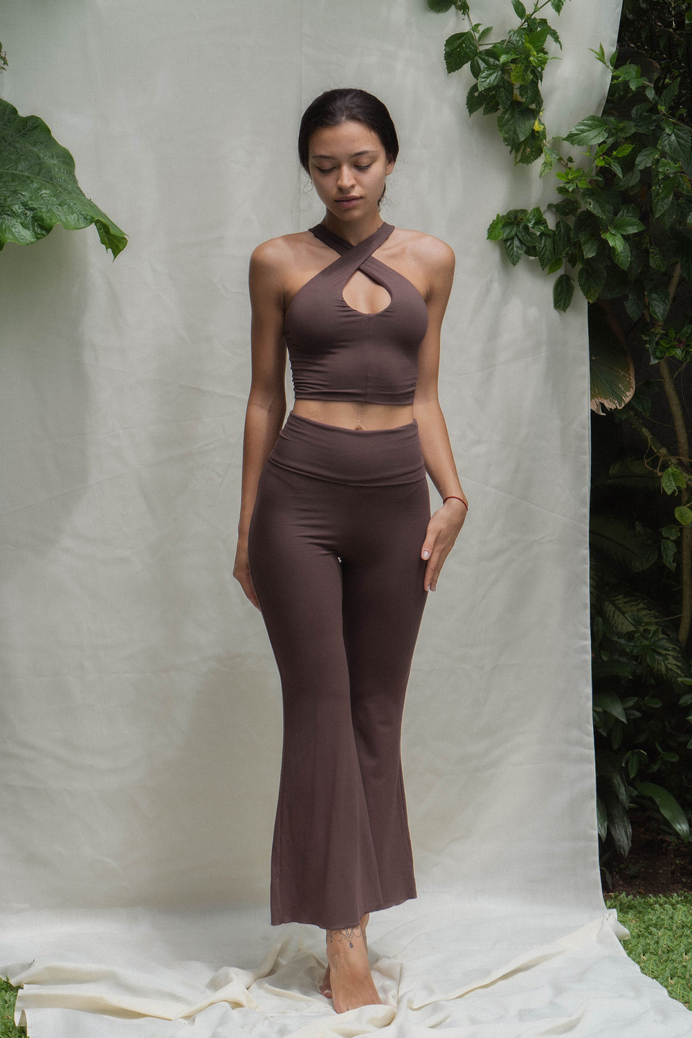 Sabi is wearing size S. Height 171cm (5.6”) Waist 64cm (25.2”), Hips 95cm (37.4”) | Size S