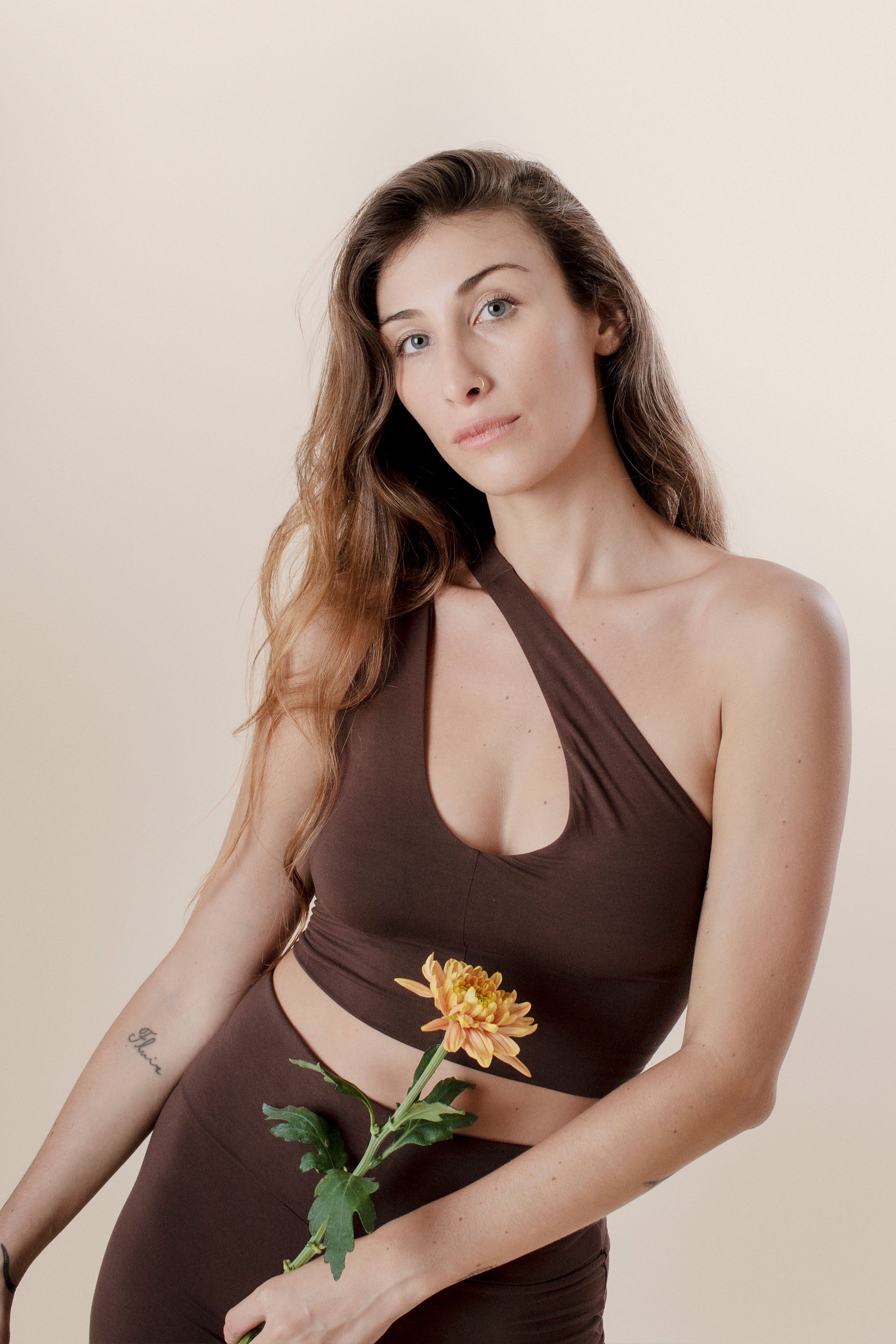 Sol is wearing size S. Height 176cm (5.8”) Bust 85cm (33.5”), Waist 65cm (25.6”) | Size S