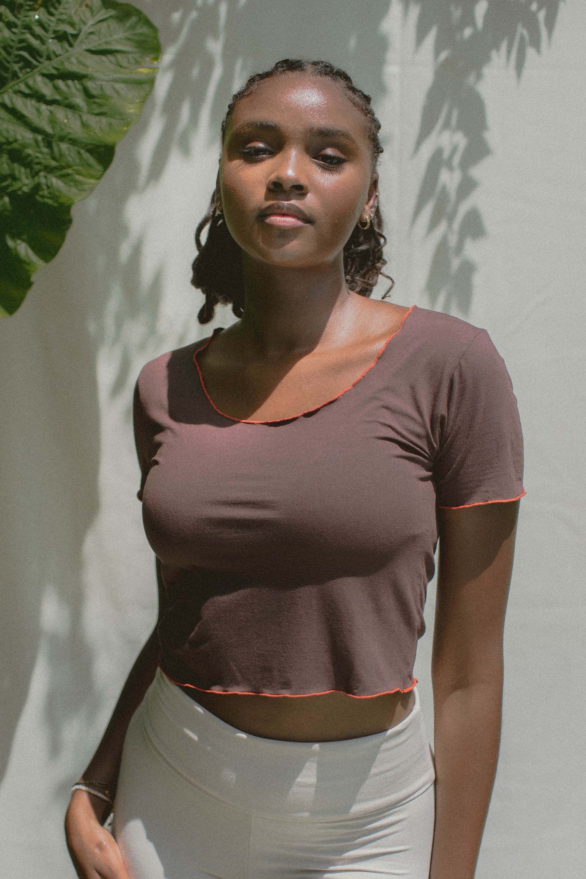 Diaz wear size M. Height: 180cm (5.9”), Bust: 90cm (35.4”), Waist: 72cm (28.3”), Hips: 110cm (43.3”) | Size M/L