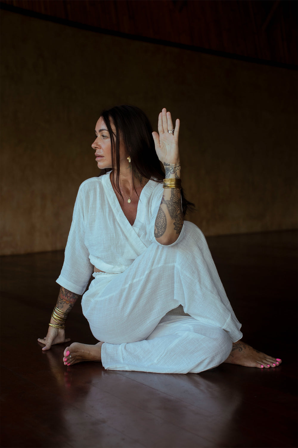 Emma is wearing size XS/S  | Size XS/S