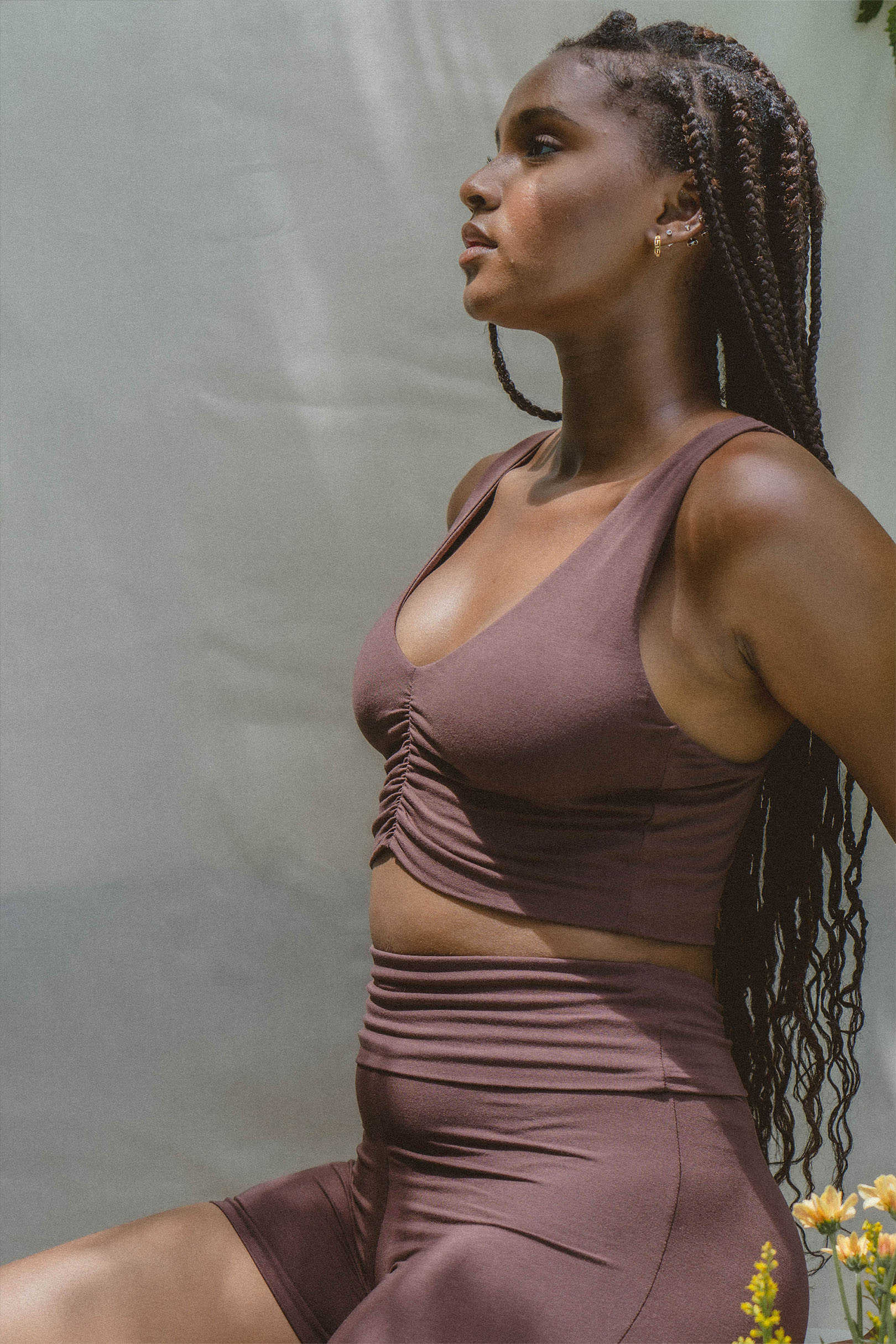 Diaz wear size M. Height: 180cm (5.9”), Bust: 90cm (35.4”), Waist: 72cm (28.3”), Hips: 110cm (43.3”) | Size M